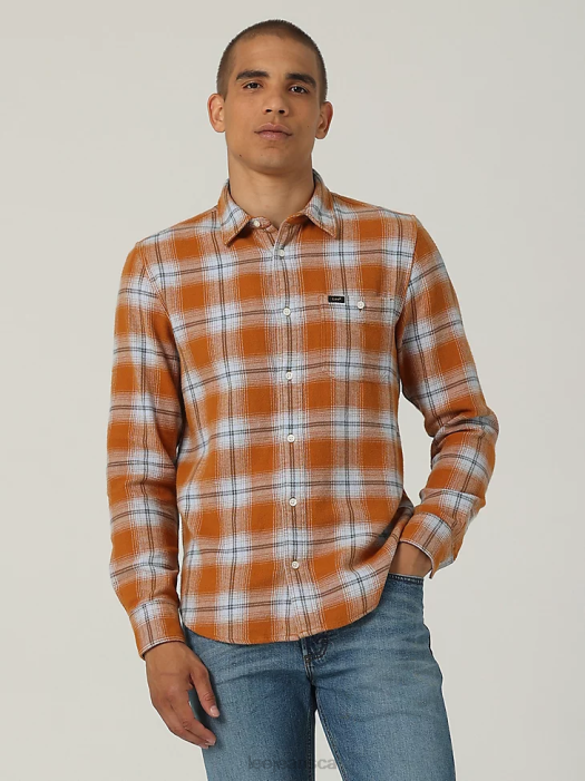 Lee Men European Collection Leisure Button Down Shirt Caramel Clothing 480T941 - Image 1