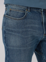 Lee Men Extreme Motion 4-Way Stretch Straight Tapered Jean Below the Belt Clothing 480T638 - Image 4