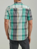 Lee Men Extreme Motion All Purpose Short Sleeve Plaid Button Down Shirt Sea Glass Plaid Clothing 480T900 - Image 2