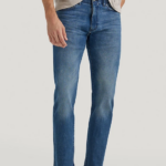 Lee Men Extreme Motion MVP Slim Straight Jean Soar Clothing 480T477