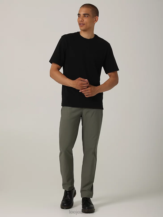 Lee Men H.D. Maverick Relaxed Tapered Pant Fort Green Clothing 480T727 - Image 1