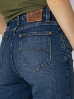Lee Women Heritage High Rise Relaxed Fit Crop Jean Indigo Eyes Clothing 480T452 - Image 5