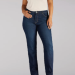Lee Women Instantly Slims Relaxed Fit Straight Leg Jean Classic Fit (Plus) Ellis Clothing 480T96