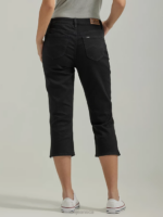 Lee Women Legendary Regular Fit Capri Black Clothing 480T442 - Image 2