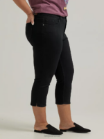 Lee Women Legendary Regular Fit Capri (Plus) Black Clothing 480T451 - Image 3