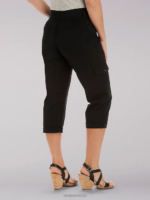 Lee Women Relaxed Fit Austyn Cargo Capri Black Clothing 480T465 - Image 2