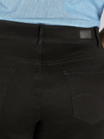 Lee Women Ultra Lux with Flex Motion Regular Fit Straight Leg Jean (Plus) Black Clothing 480T77 - Image 2